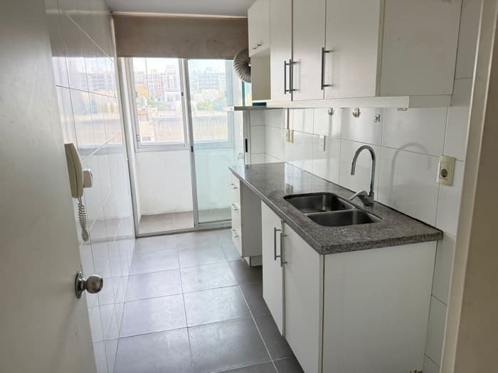 Apartamento en Pocitos con garage — 2 dormitorios, Montevideo — en venta — foto 2