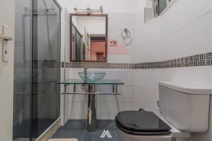 Apartamento en Pocitos (con patio) — 2 dormitorios, Montevideo — en venta — foto 2